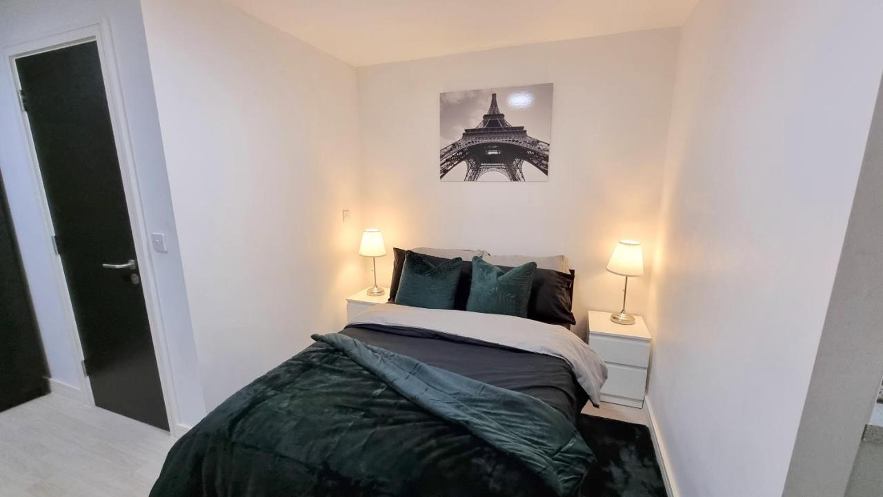 Spacious City Studio / Wifi / Parking Liverpool Extérieur photo